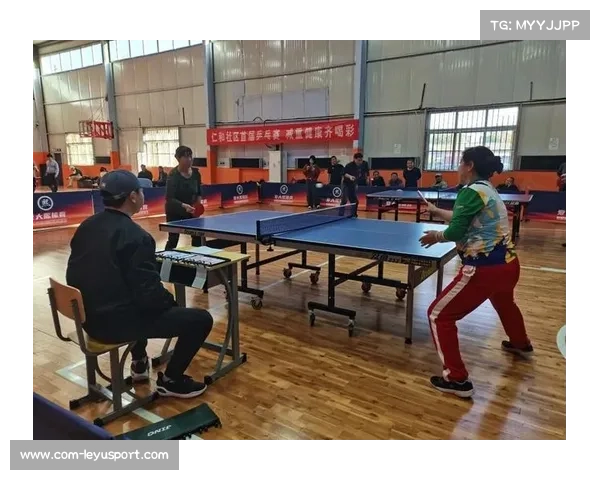 中关村街道打造活力社区，垒球活动促进亲子协作与邻里交流