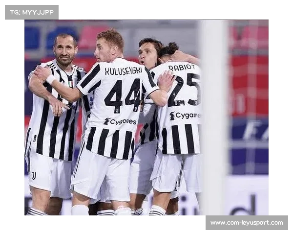 意甲争四格局洗牌:尤文胜罗马后距前四仅1分,欧冠资格悬念陡增 意甲争四格局洗牌:尤文胜罗马后距前四仅1分,欧冠资格悬念陡增